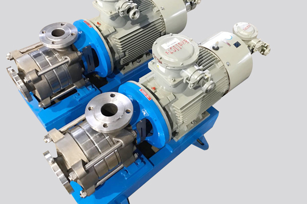 大直徑帶頸法蘭的焊接要求和熱處理應注意什么